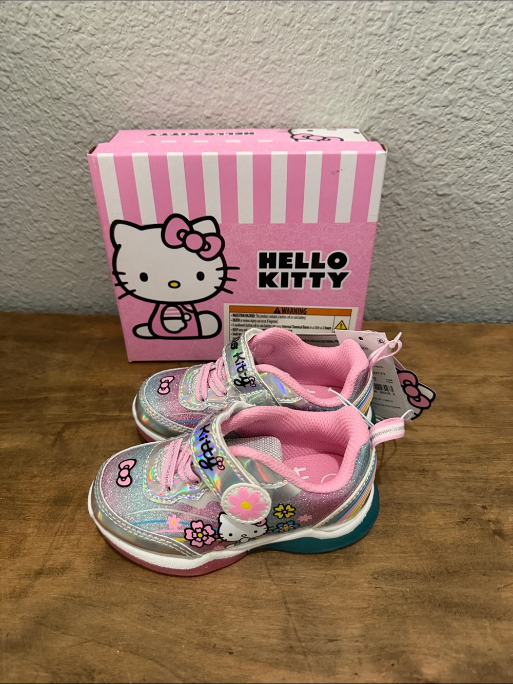 Hello Kitty Pink and Iridescent Kids Light-Up Sneakers size 8